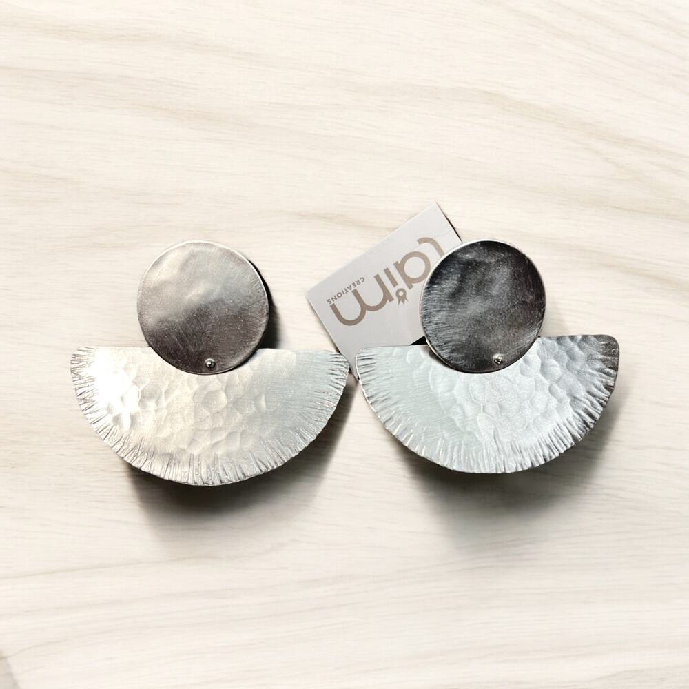 ROLLER RABBIT TAIM CREATIONS Brushed Silver Earring Greece Half Circle Back NEW